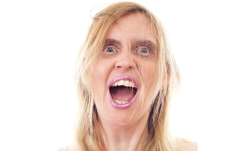 sintomas antes da menstruação chegando ou descer